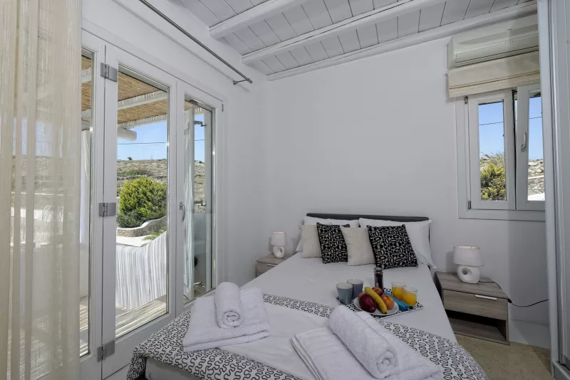 Villa Lucia :: frame 2