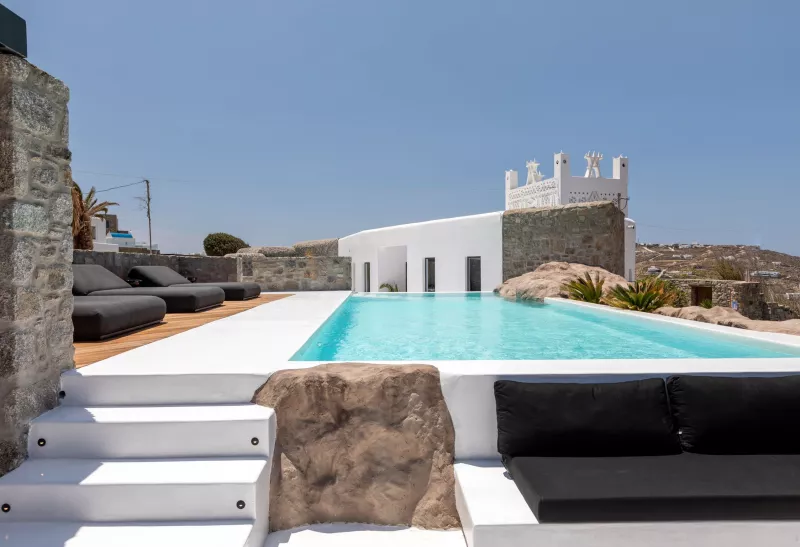 Black villa - Psarou :: frame 5