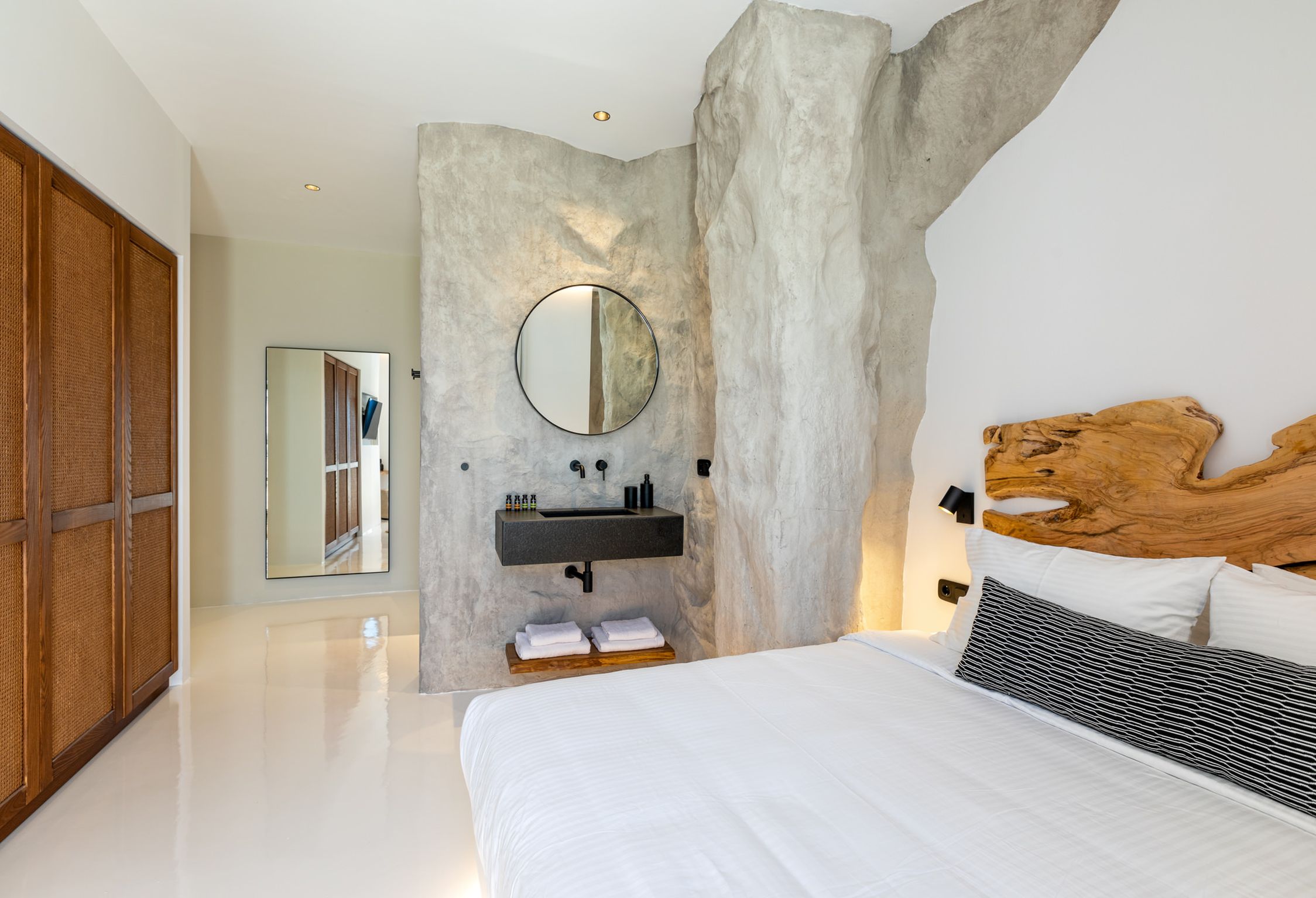 Gallery thumbnail 14