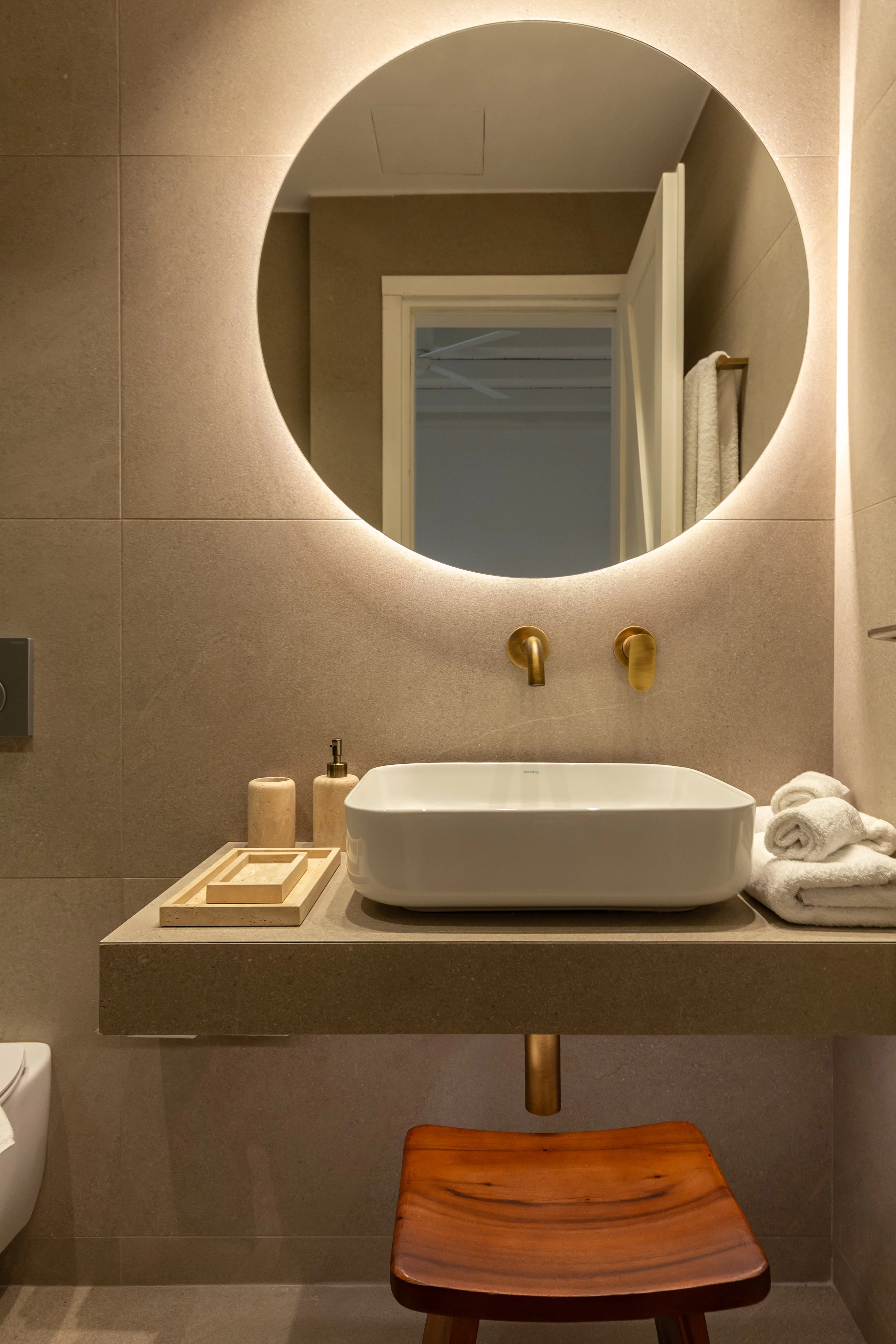 Gallery thumbnail 11