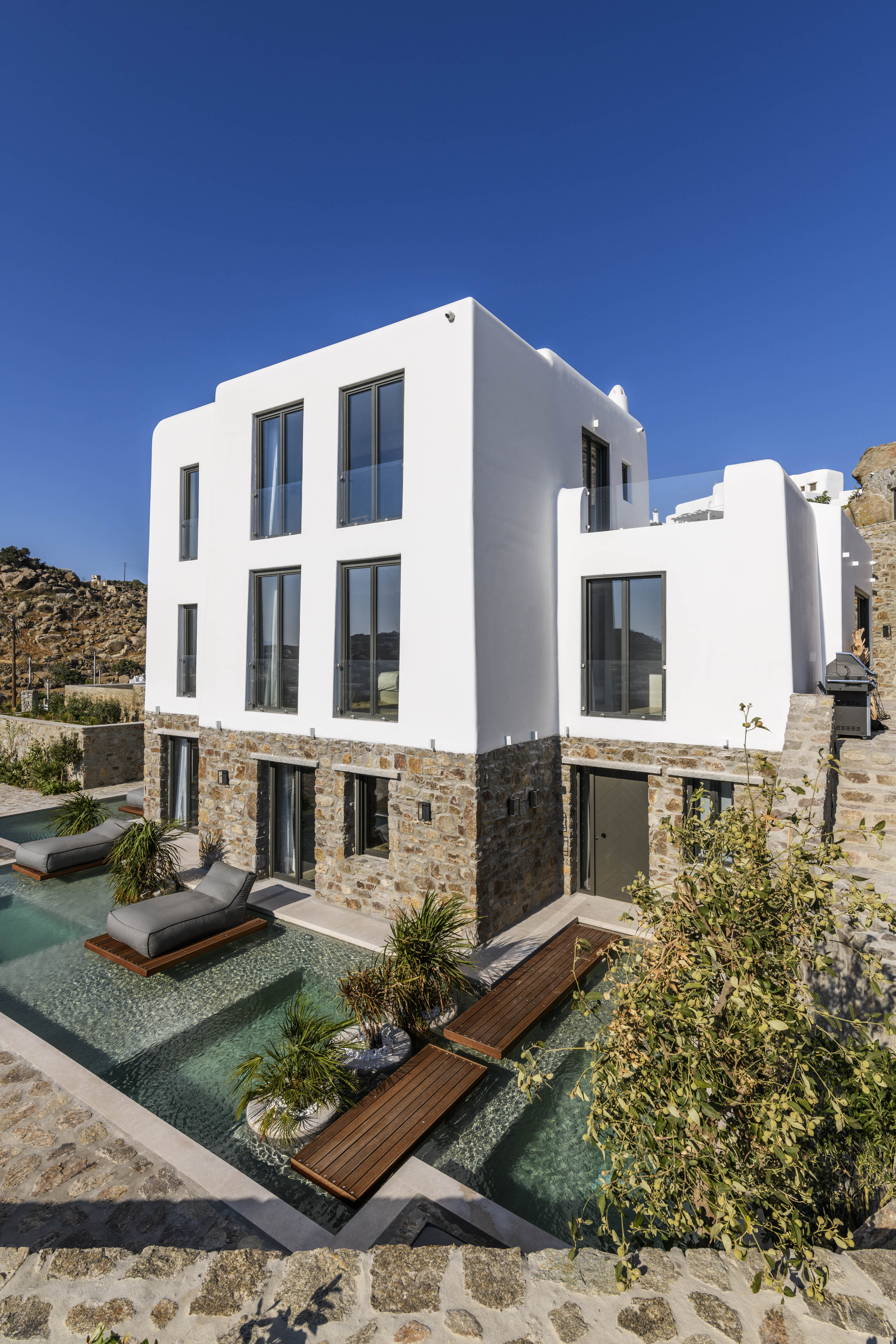 Gallery thumbnail 11