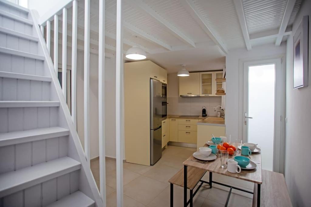 Gallery thumbnail 25