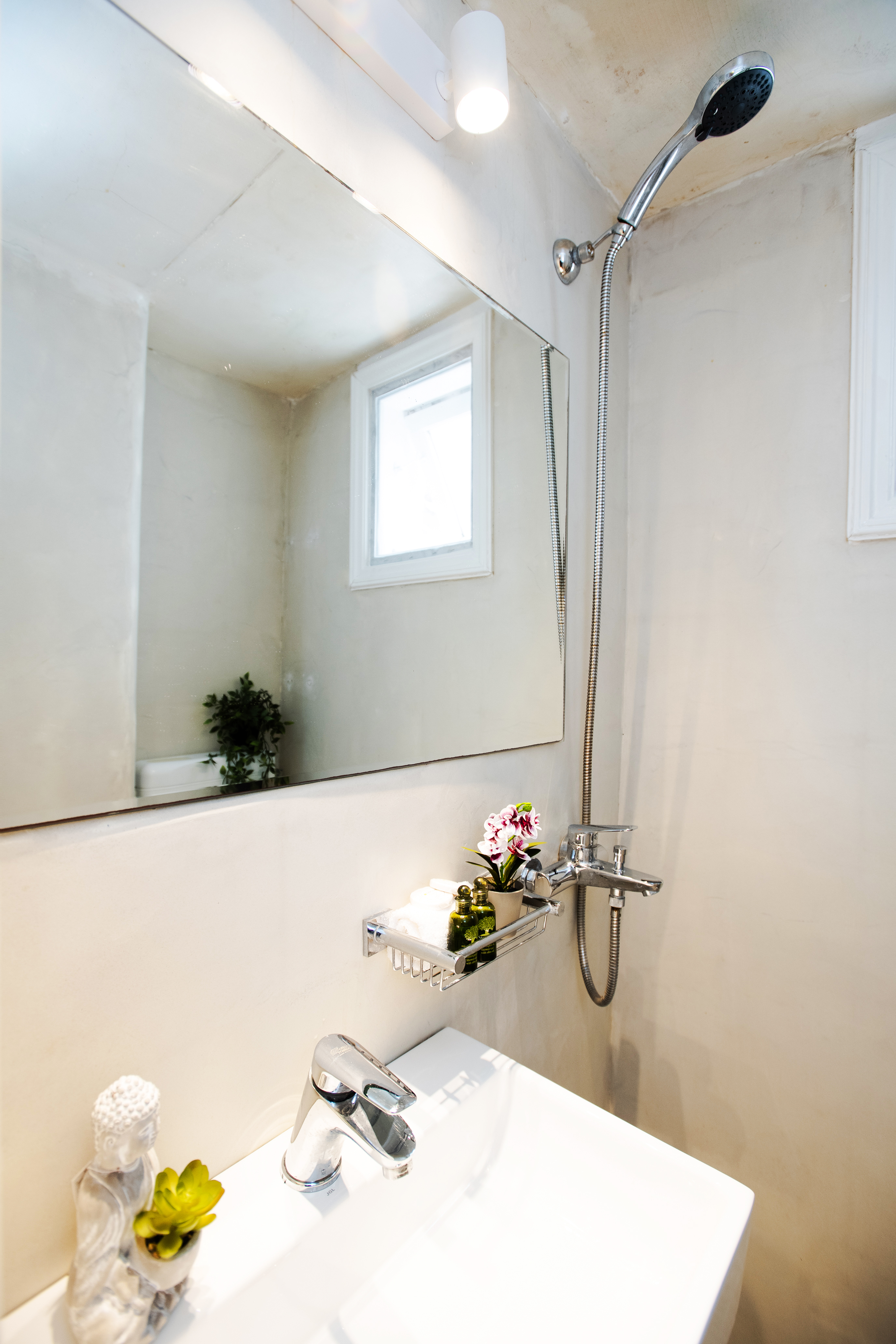 Gallery thumbnail 19