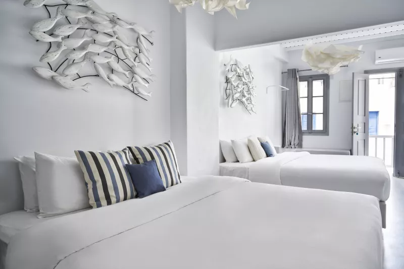 Mykonos town/ SUITE LAKKA :: frame 9