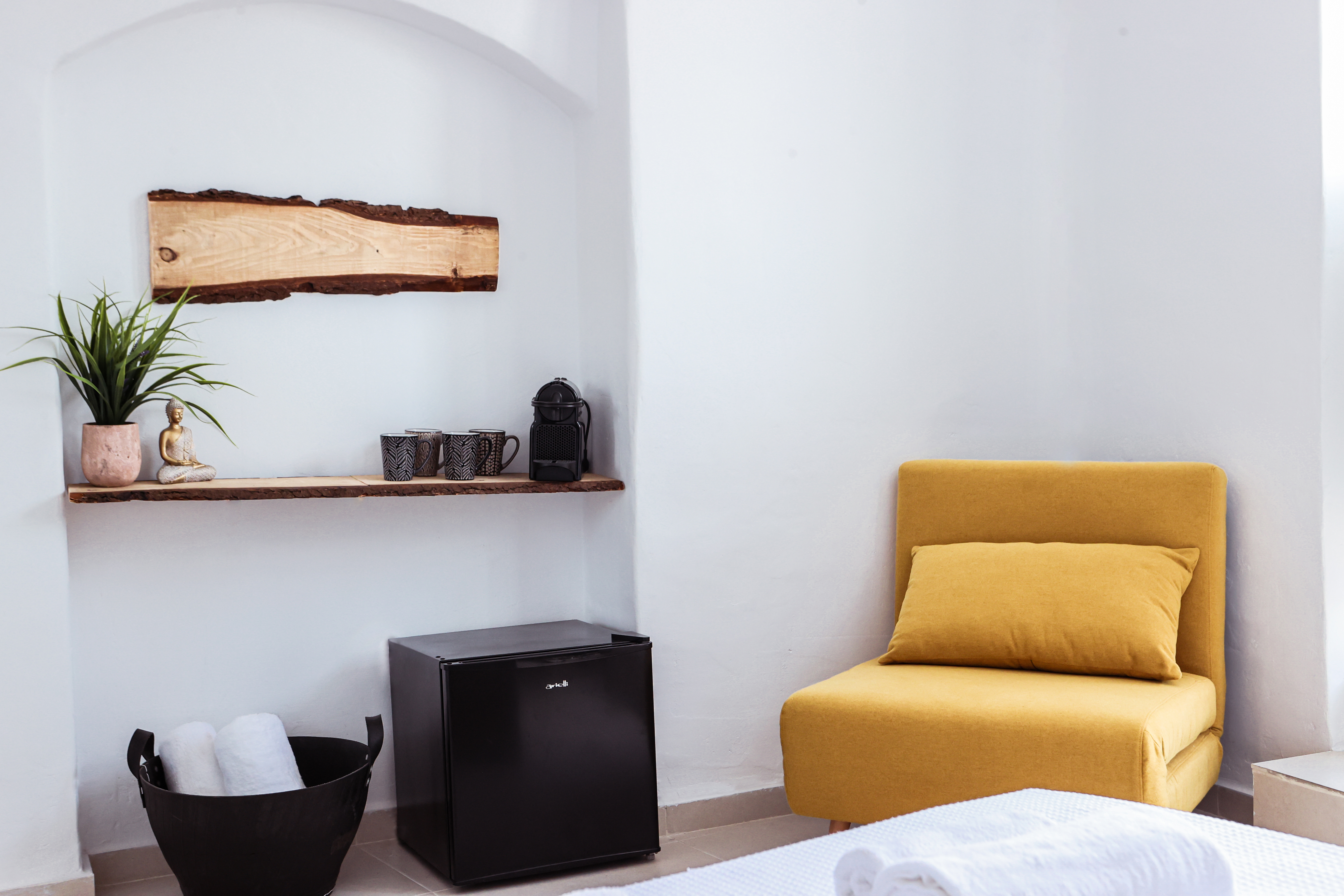 Gallery thumbnail 12