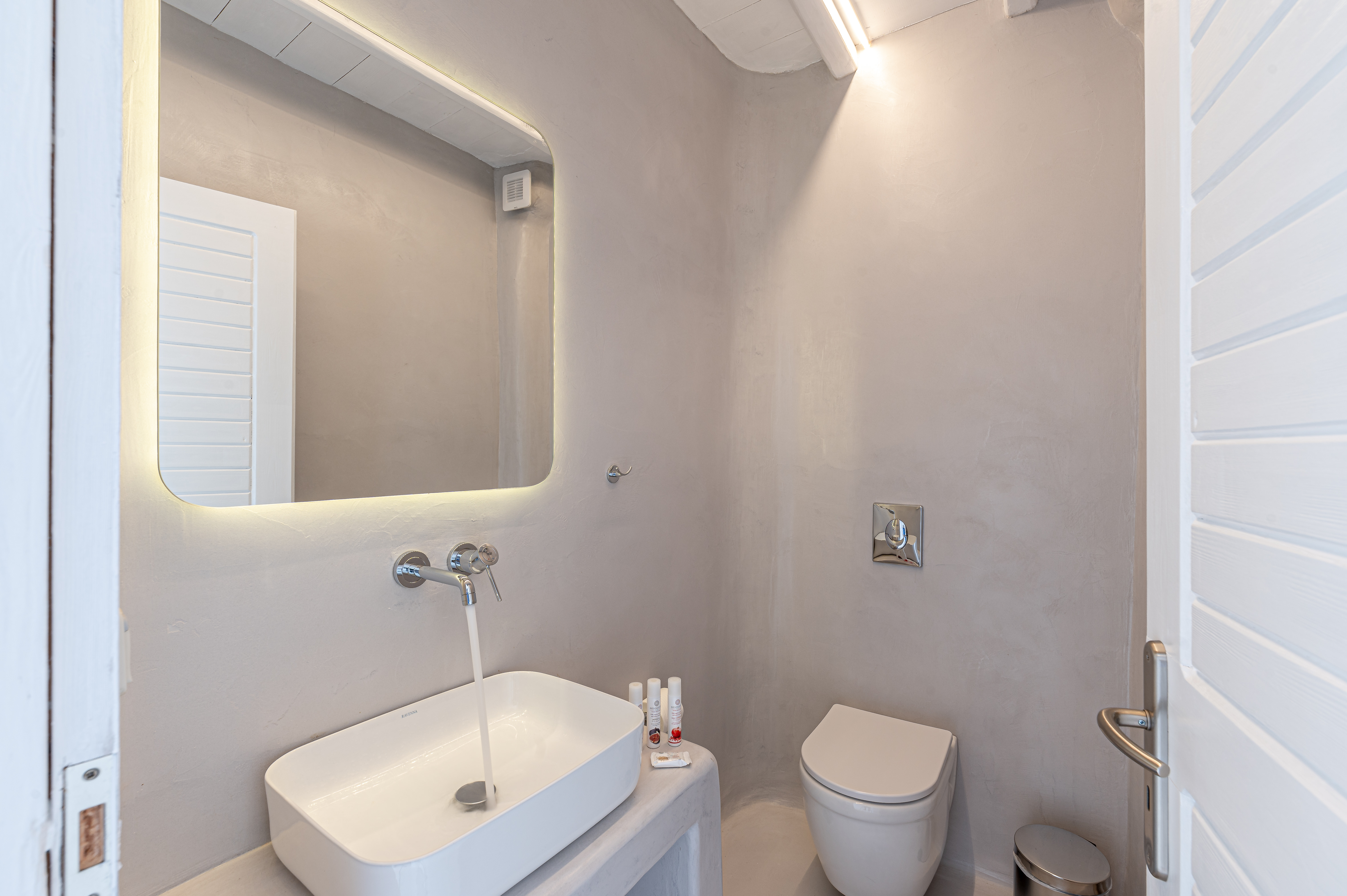 Gallery thumbnail 14