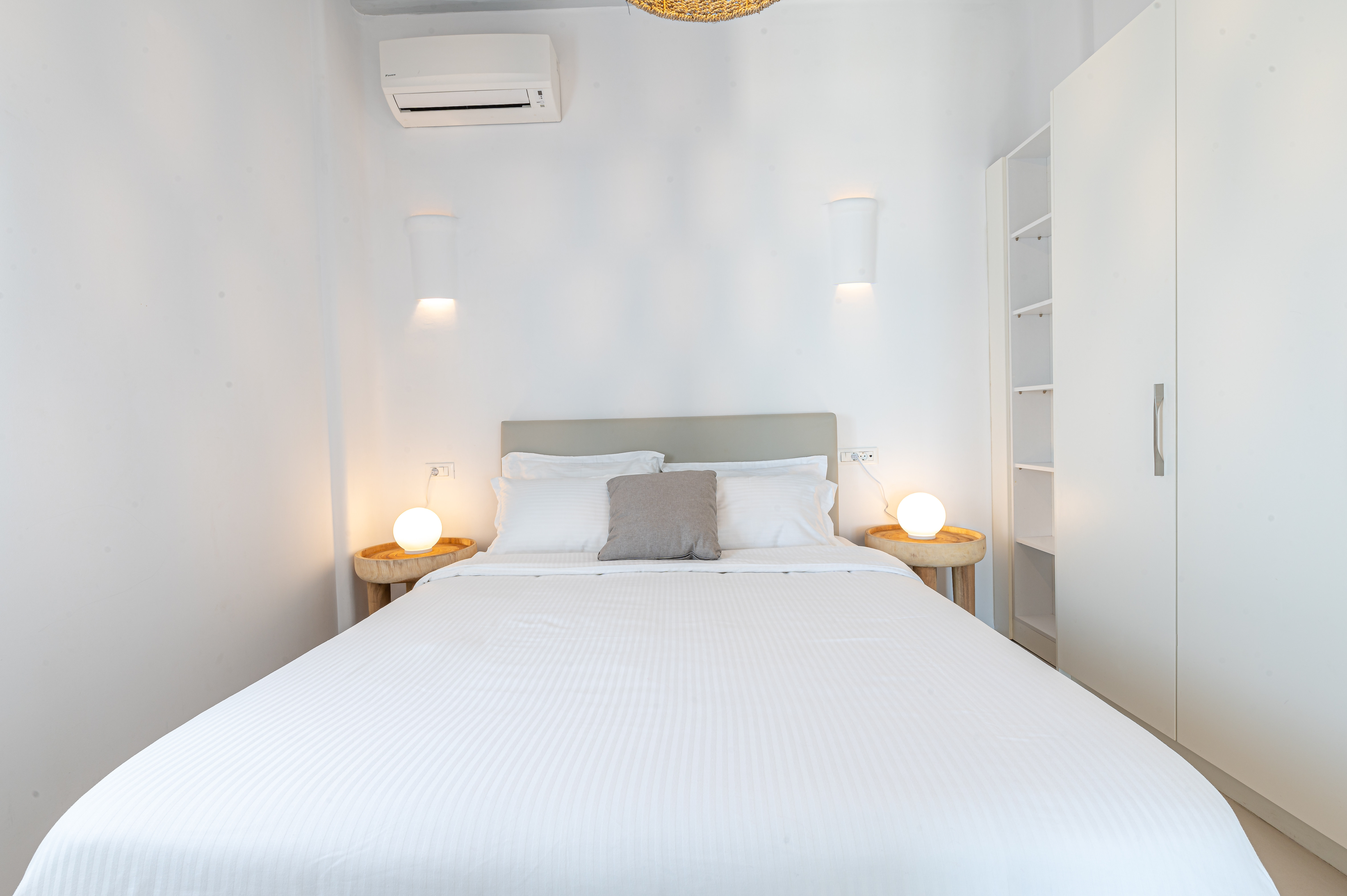 Gallery thumbnail 24