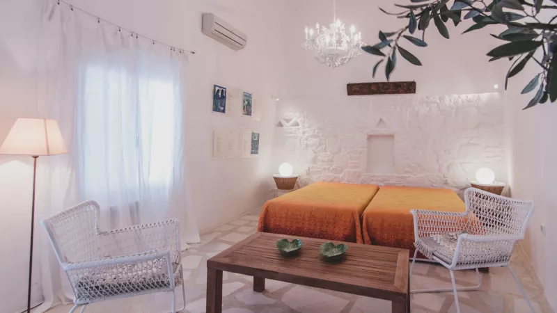 Villa Olivine :: frame 6
