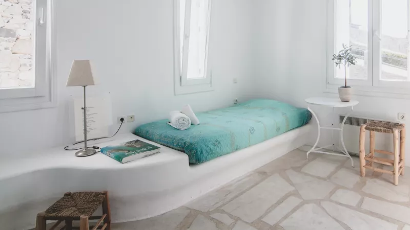 Villa Olivine :: frame 10