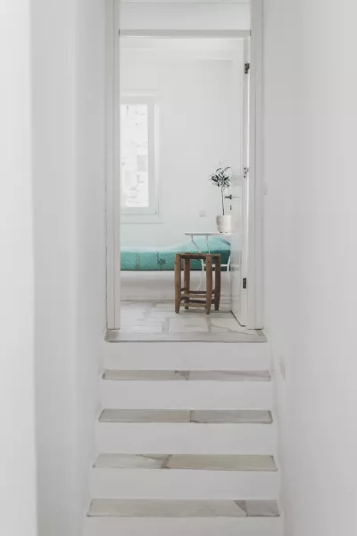 Villa Olivine :: frame 13