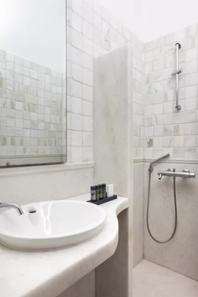 Villa Athena :: frame 3