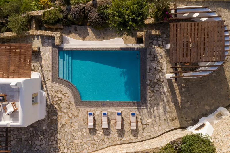 Villa Aphrodite :: frame 6