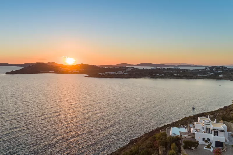 VILLA ATHENA (5 BR)